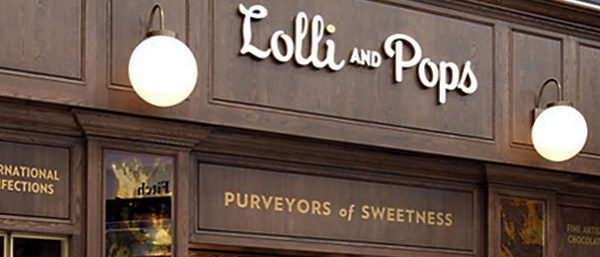 globe_442n-863 Globes at Lolli and Pops