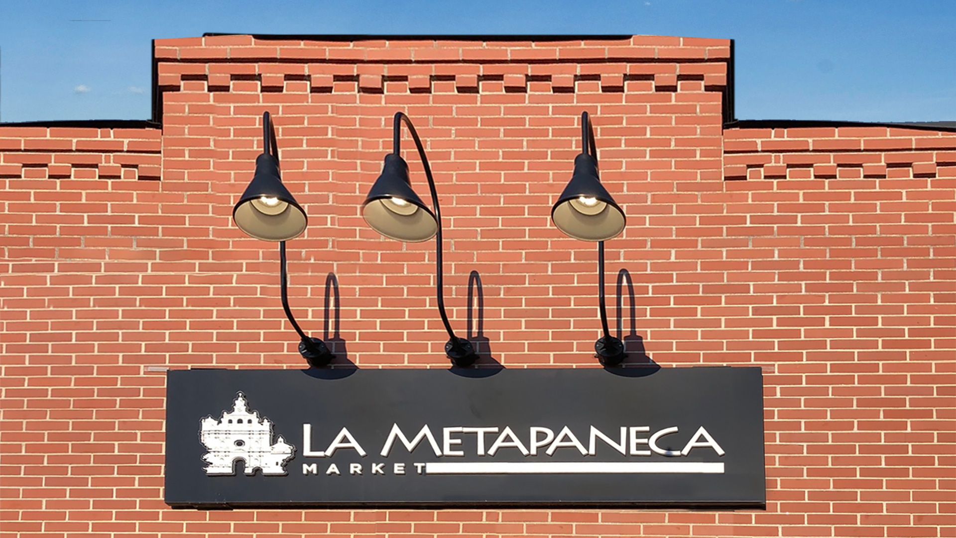 Whats the Buzz? East Revere, MA? Gooseneck Light #20/874 LED12 is the Buzz.